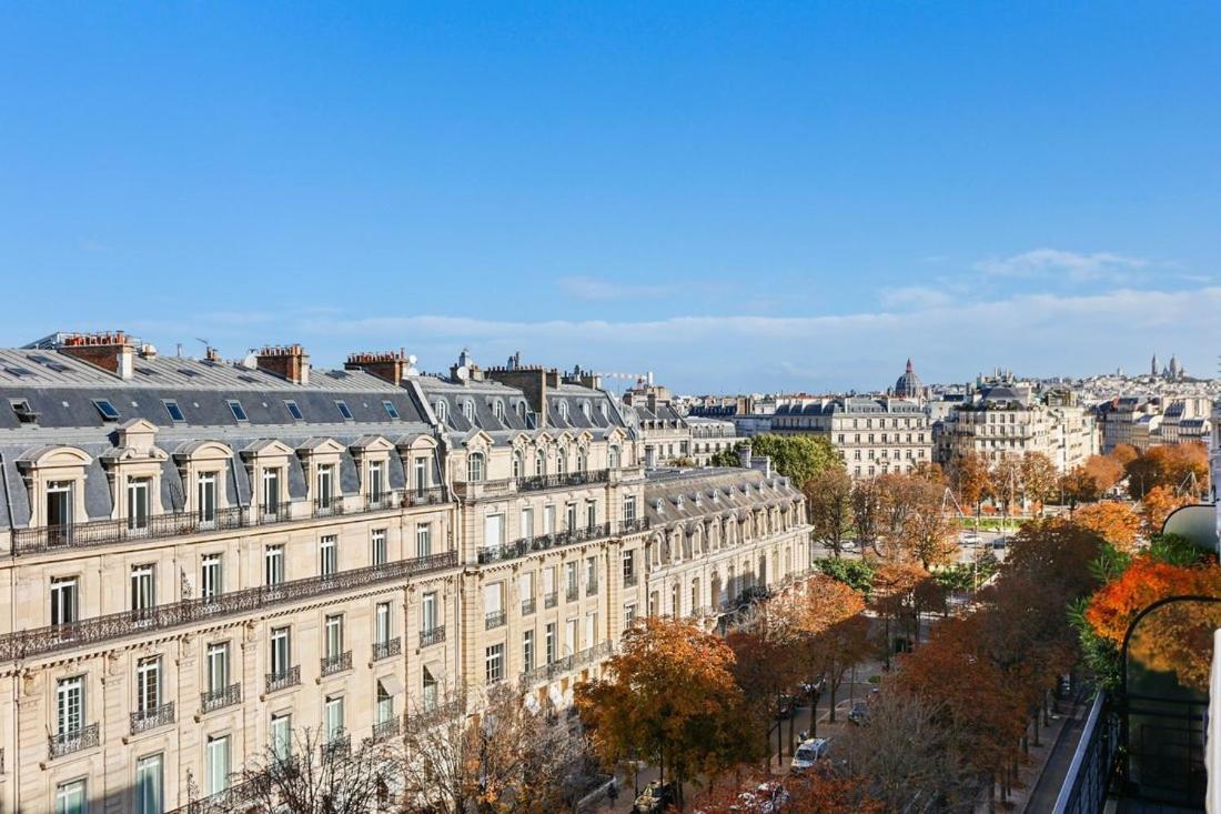 Avenue Montaigne Appartement Parijs